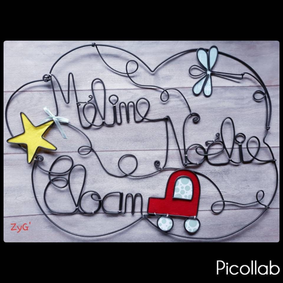 Décoration Murale Personnalisée avec Plusieurs Prénoms en Forme de Nuage.