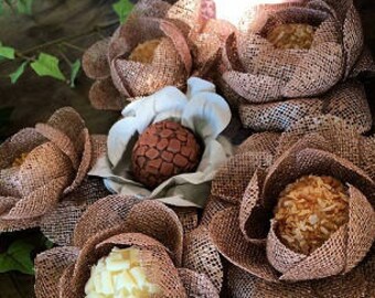 Bloomed Camellia in Ecomesh (100 pieces)