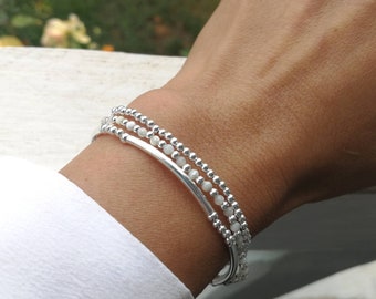 Set of three mother-of-pearl 925 silver elastic bracelets