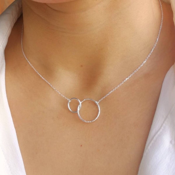 two Circles necklace • intertwined rings • hammered ring • solid silver 925