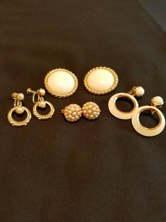 White and Gold Earring Lot