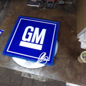 GM General Motors lighted sign 21x21x2 inch with 6ft switched cord