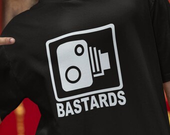 T-shirt Speed Camera (Bas&amp;ards) - Maglietta Auto / Polizia / Velocit&agrave; - Scegli Colore E Taglia (S-XXL)