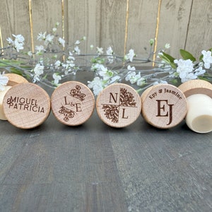 Personalized Wine Corks, Custom Wood Wine Stoppers, Engraved Corks, Wedding Favors, Bridal Shower Gifts, Unique Custom Wine Stopper, Canva