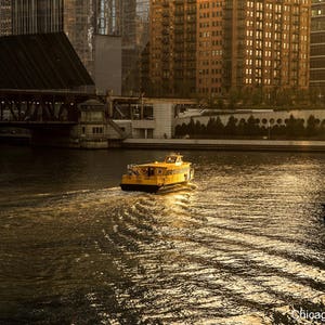 Chicago Skyline | Erschwingliche Wandkunst | Chicago River | Wassertaxis | Chicago Brücke | Chicago Foto | Chicago Fotografie | Chicago | Geschenk