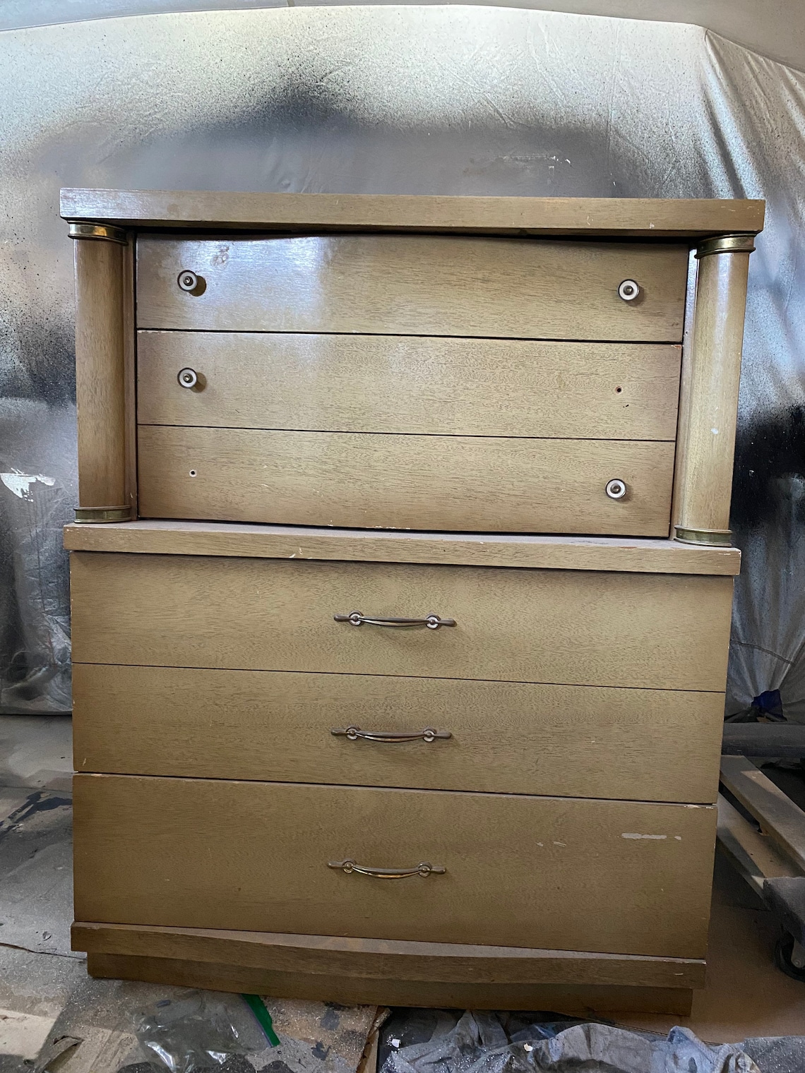 1 MCM Bassett Mid Century Modern Dresser Pull Hardware Furniture Knob