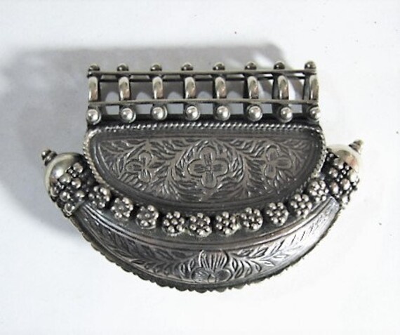 Gorgeous SS Pendant, Half Circle Shape with Flora… - image 6