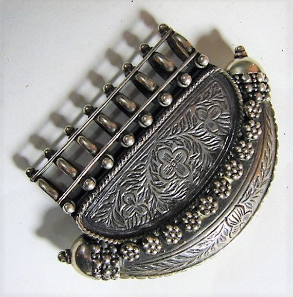 Gorgeous SS Pendant, Half Circle Shape with Flora… - image 4