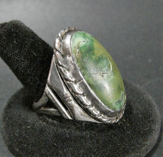 Huge Sterling Green Stone Ring, 9 1/2", Antique o… - image 8