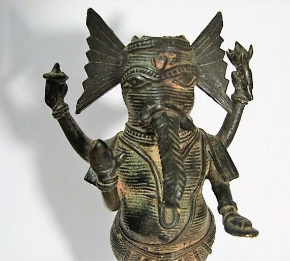 Brass Dhokra Work Fish Money Box From Orissa - Ca 1920 Brass Dhokra Work Fish Money Box From Orissa - Ca 1920