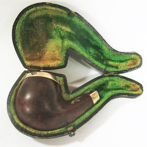 William Demuth Co Pipe in Case - Gold Plated Rims - Real Amber