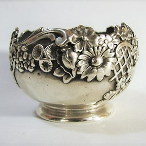 J E Caldwell Sterling Floral Bowl, Master Salt or Trinket Container, Deep Repousse Design, Nice Heavy Weight