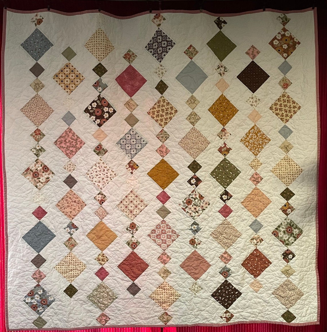 Chandelier Scrappy Lap Quilt - Etsy