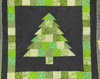 Black and Green Christmas Tree Quilt
