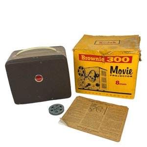 Vintage 1950's Kodak Brownie 300 8mm Movie Projector With Box 