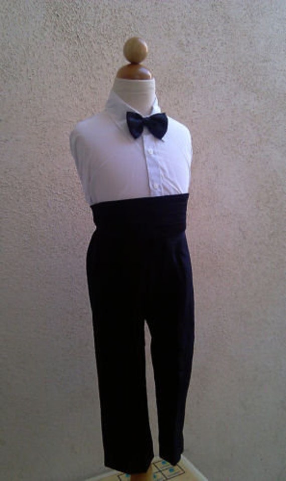 New Mens Black 2 Button Tuxedo - 5pc (Jacket, Pants, Shirt, Bow Tie