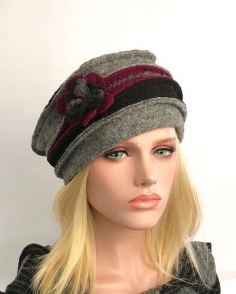 Chapeau femme .Chapeau Anais Gris Bordeaux Noir en laine bouillie .Chapeau d'hiver . Toque .Bonnet laine . image 1