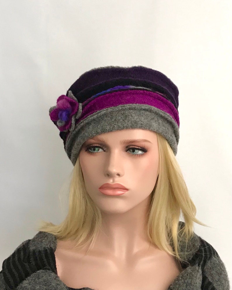 Chapeau Femme . Chapeau Anais Gris-Violet-Fuchsia en laine bouillie . Chapeau d'hiver . Bonnet en laine . Toque . image 7