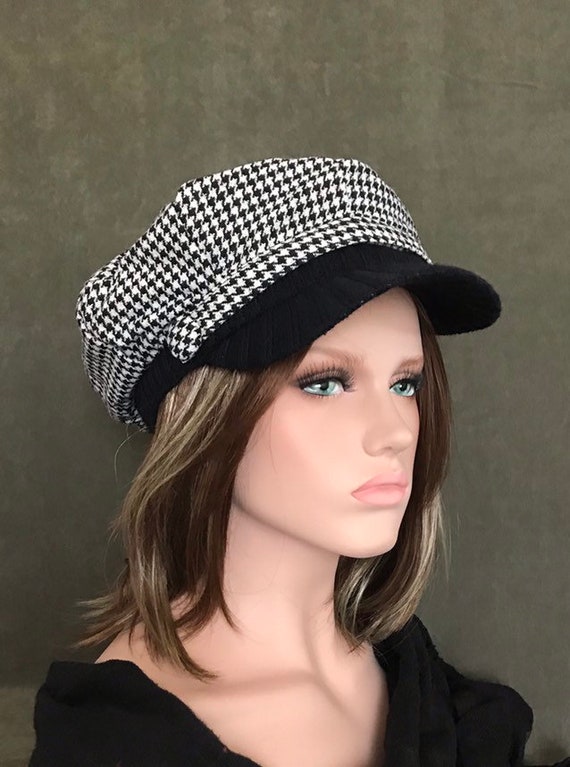 Casquette femme Lea Noire Blanc . Gavroche . Casquette hiver