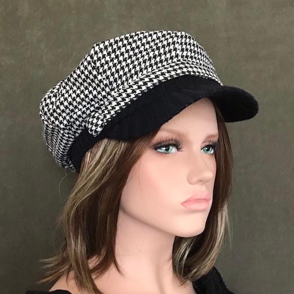 Casquette femme Lea Noire -Blanc . Gavroche . Casquette hiver . Chapeau hiver . Bonnet femme . Pied-de-poule .