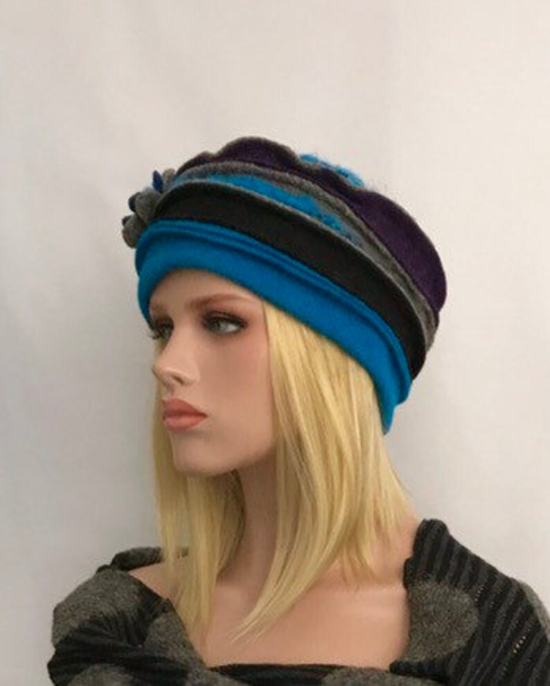 Chapeau Femme . Chapeau Anais Turquoise-violet gris en laine bouillie . Chapeau d'hiver . Bonnet en laine bouillie . Toque femme . image 6