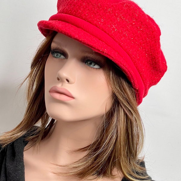 Casquette gavroche femme d’hiver Chana rouge en laine et polyester extensible. Chapeau femme d’hiver. Cadeau Saint Valentin femme.