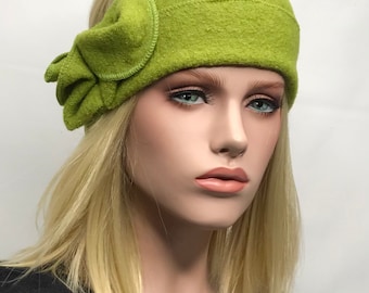 Bandeau Anna vert anis en laine bouillie. Bandeau cheveux. Bandeau randonnée. Chapeau femme. Bonnet d’hiver. Turban.