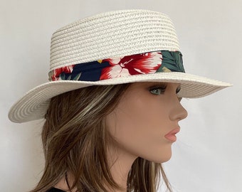 Chapeau femme d’été canotier Calvi blanc à bord large. Chapeau plage et soleil. Chapeau Mariage et Cérémonie. Canotier plage et soleil.