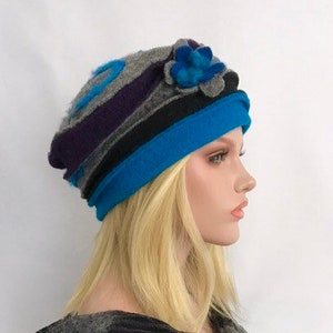 Chapeau Femme . Chapeau Anais Turquoise-violet gris en laine bouillie . Chapeau d'hiver . Bonnet en laine bouillie . Toque femme . image 9