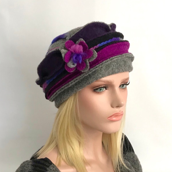 Damenhut. Anais Grau-Violett-Fuchsia-Hut aus gekochter Wolle. Wintermütze. Wollmütze . Toque.