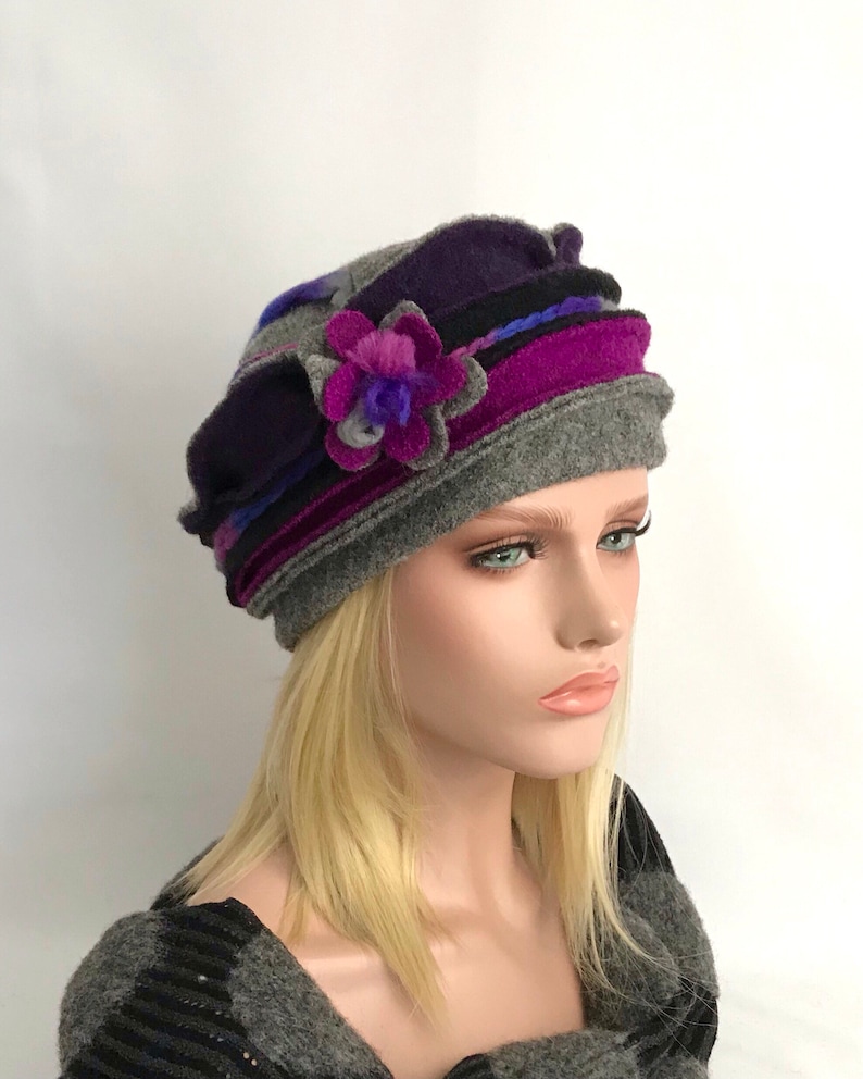 Chapeau Femme . Chapeau Anais Gris-Violet-Fuchsia en laine bouillie . Chapeau d'hiver . Bonnet en laine . Toque . image 1