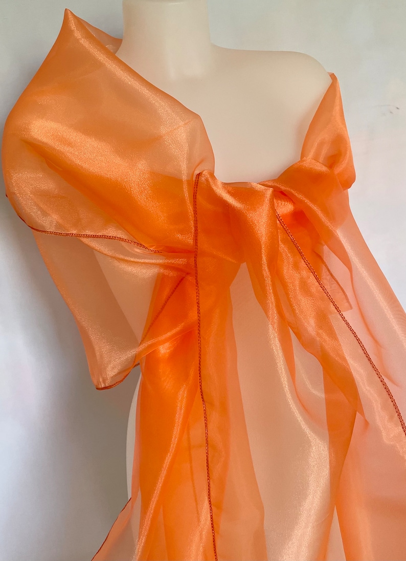 Etole organza Orange. Châle , écharpe . Grande étole 250x75cm. Étole mariage, cérémonie, cocktail. Noel, soirée , fête de fin d'année. image 2