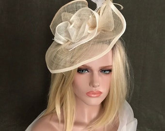 Beige-Ivory Safari Hat. Women's hat. Wedding Ceremony Hat. Hairdressing accessories. Mini hat. Bibi Marriage.