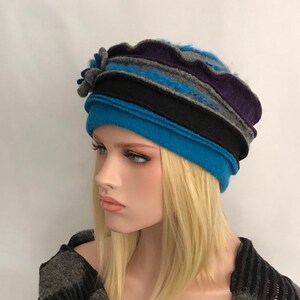 Chapeau Femme . Chapeau Anais Turquoise-violet gris en laine bouillie . Chapeau d'hiver . Bonnet en laine bouillie . Toque femme . image 2