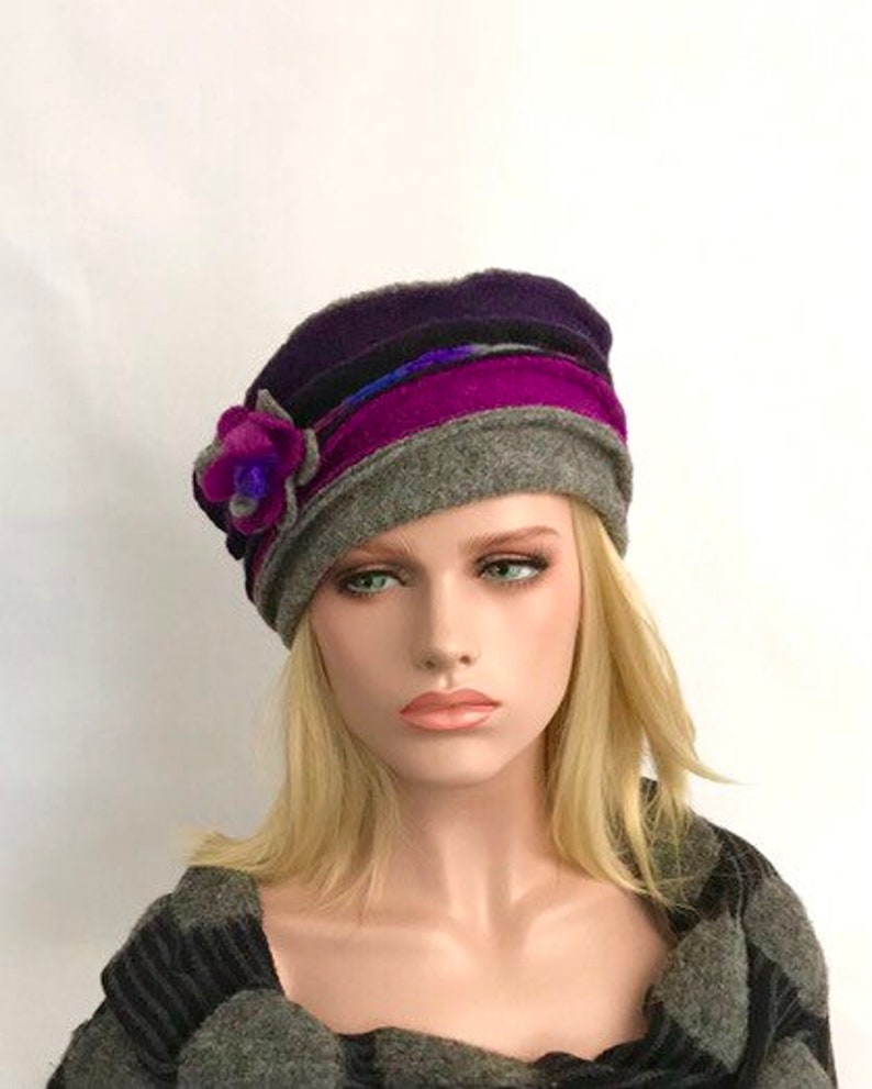 Chapeau Femme . Chapeau Anais Gris-Violet-Fuchsia en laine bouillie . Chapeau d'hiver . Bonnet en laine . Toque . image 2
