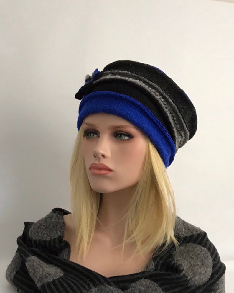 Chapeau femme . Chapeau Anais Bleu royal Gris Noir en laine bouillie . Chapeau d'hiver . Bonnet en laine . Toque . image 7