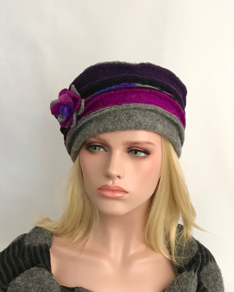 Chapeau Femme . Chapeau Anais Gris-Violet-Fuchsia en laine bouillie . Chapeau d'hiver . Bonnet en laine . Toque . image 9