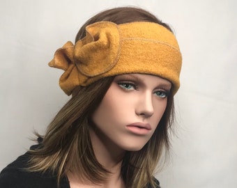 Bandeau Anna en laine bouillie couleur jaune moutarde. Bandeau cheveux. Bonnet femme. Chapeau femme. Cache-oreilles.