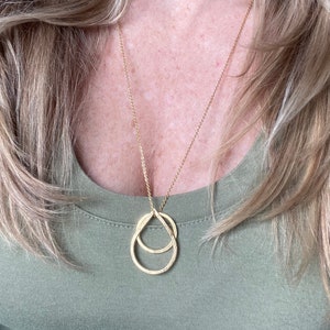 Collar geométrico / oro - plata / collar de lágrima / collar de capas / collar de círculo / collar minimalista / collar moderno