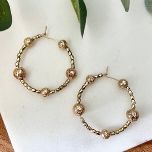 Ball hoop earrings / gold - silver / summer earrings / beaded earrings / gold earrings / hoop earrings / trending earrings / beaded circle