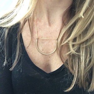 Collier en U / or et argent / collier géométrique / collier minimaliste / collier délicat / collier pendentif / collier tendance