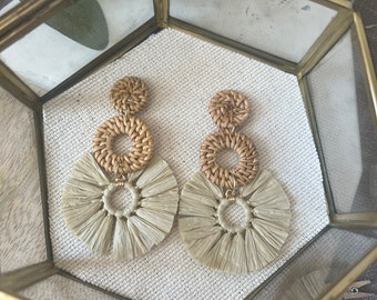 Rattan & raffia earrings / rattan circles earrings / colorful earrings / resort wear / summer earrings / statement earrings