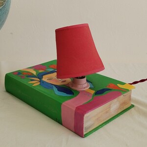 Beschilderde boeklamp "verbeelding" omgeleid boek psychologie decoratie