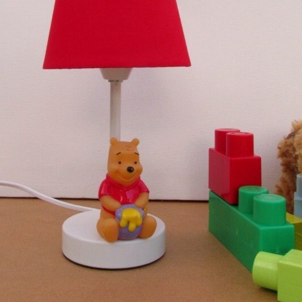 lampe winnie l'ourson  jouets détournés upcycling