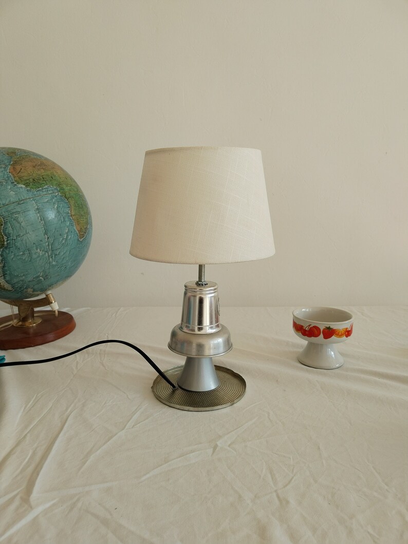 Lampe objet détourné thème cuisine vintage alu pièce unique upcycling français image 1