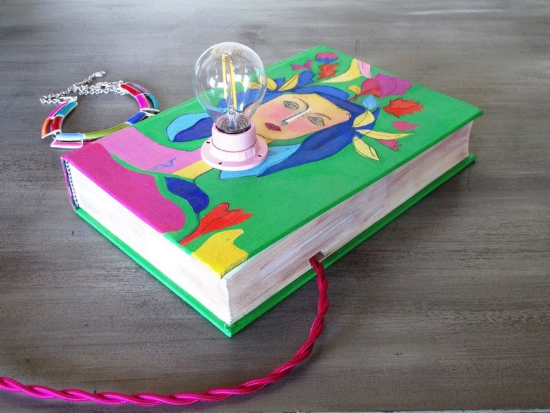 Painted book lamp imagination diverted book decoration psychology image 3