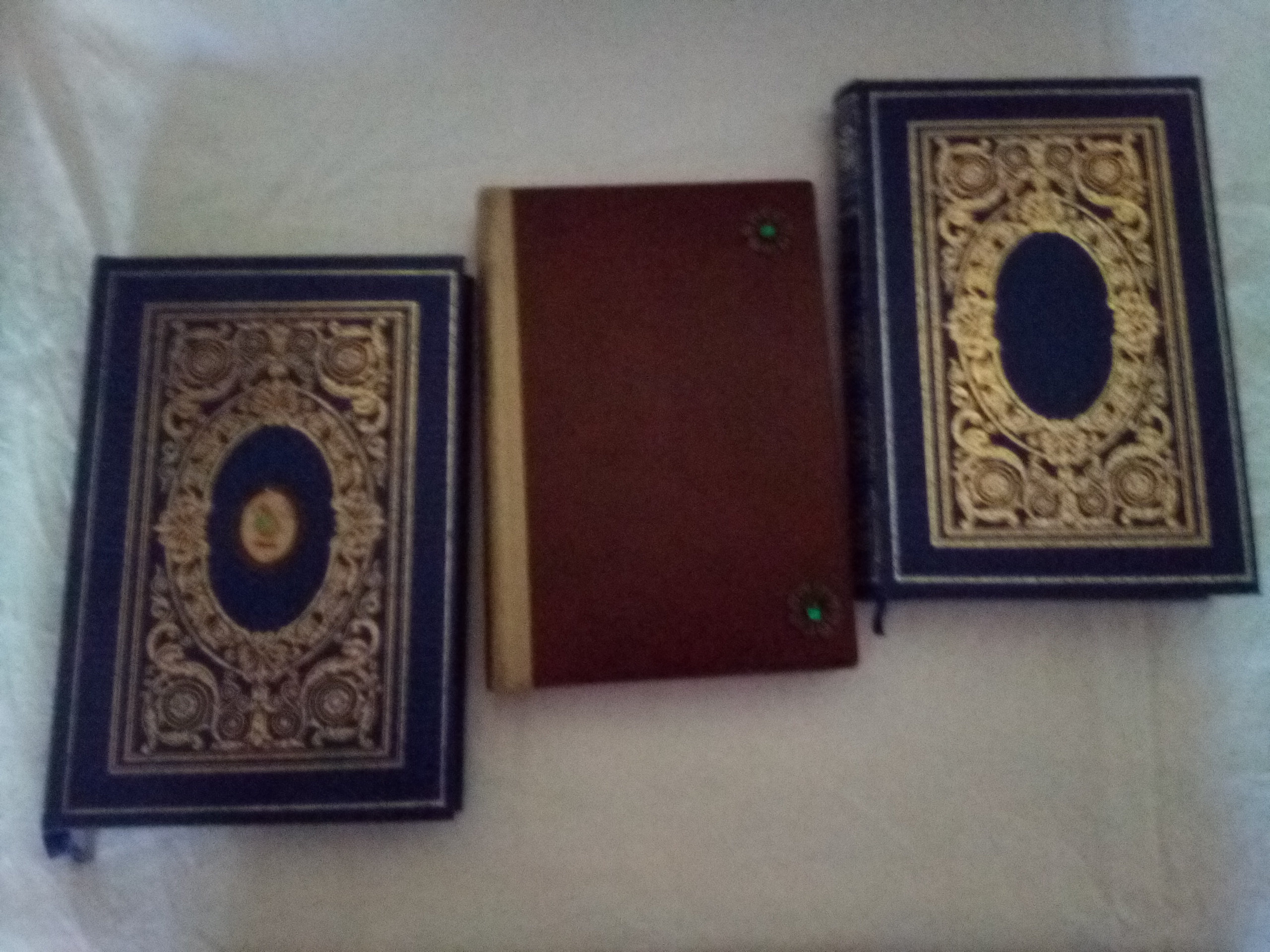 Livre Boîte à Secrets Bleu Marron Doré Imitation Cuir