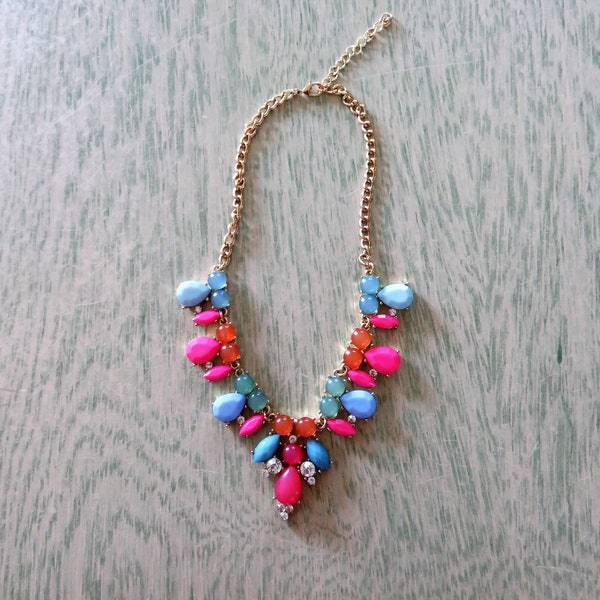 Bright Pink Necklace - Etsy