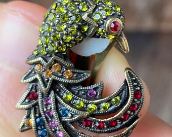 Vintage Heidi Daus Clip on Earrings of Birds With Beautifully 