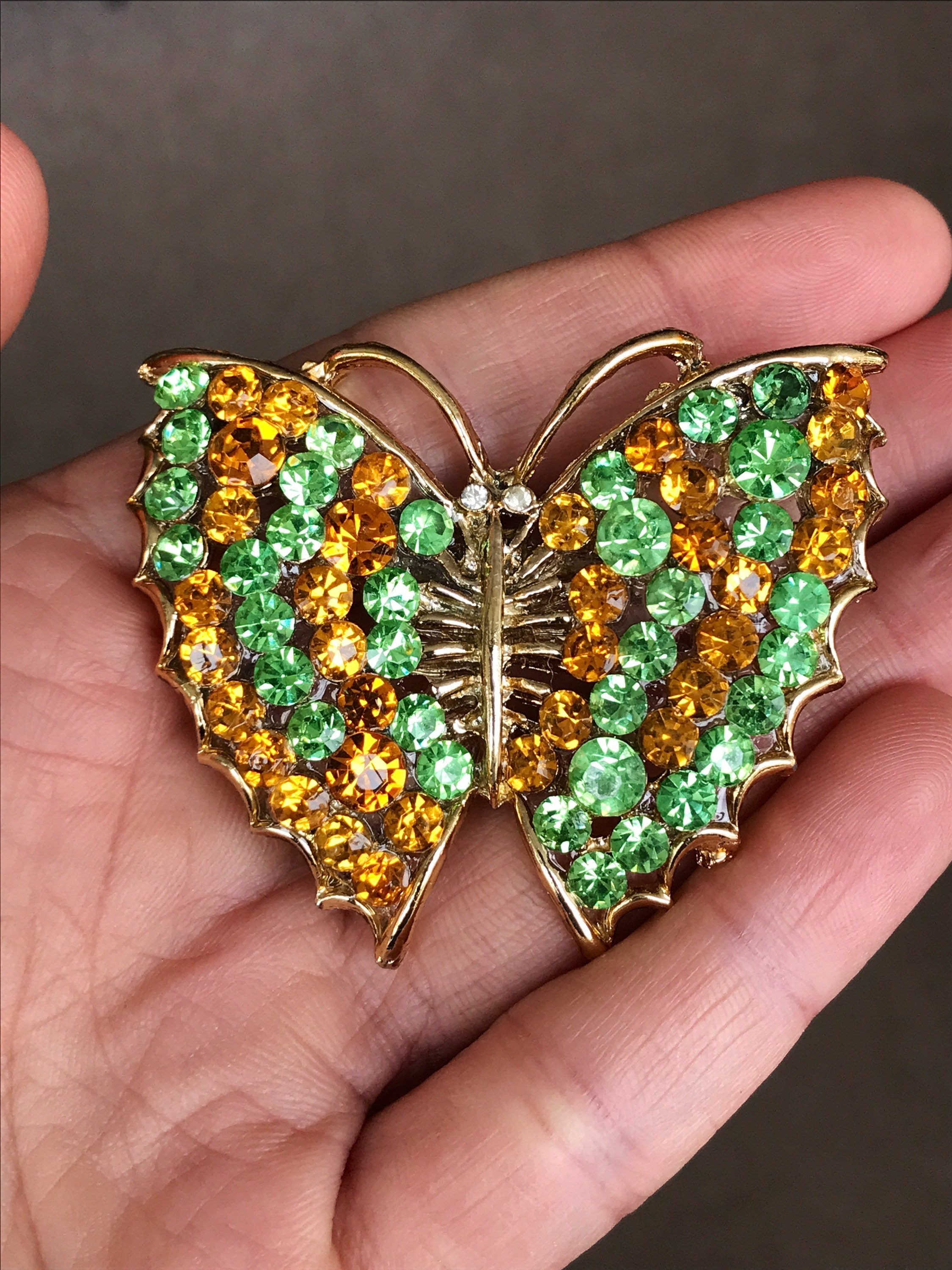 Broche Papillon En Cristal Et Strass Vert Sur Métal Doré – Sans Nickel – N°3404